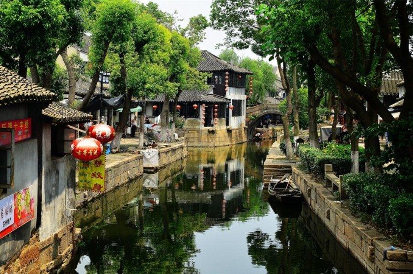 热卜六爻排盘破解版游戏画面
